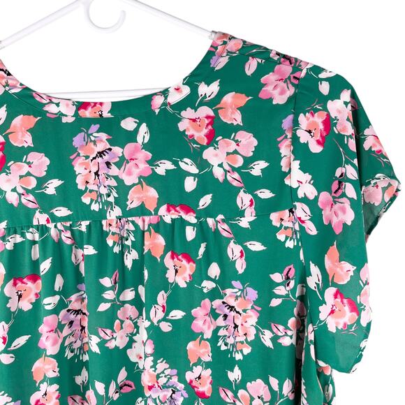 Torrid V-Neck Blouse Tunic Green Pink Floral 5 Spring - Picture 9 of 11